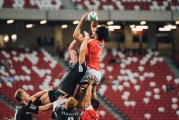 中国短道速滑队在季后赛中保持高强度训练状态